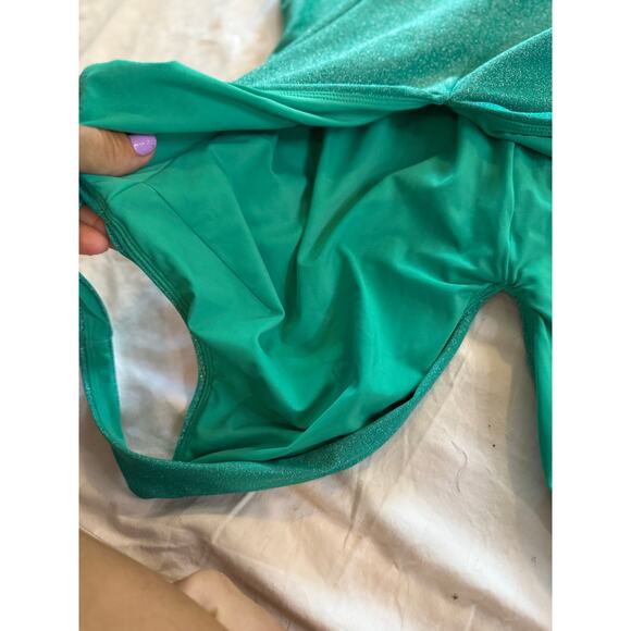 Yitty Fabletics green shimmer Shaping Swim Luxe Twist Plunge One Piece size XL - Picture 8 of 8